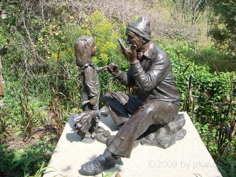 Western Michigan [2009] 419.JPG - Scenes from Frederik Meijer Gardens & Sculpture Park.